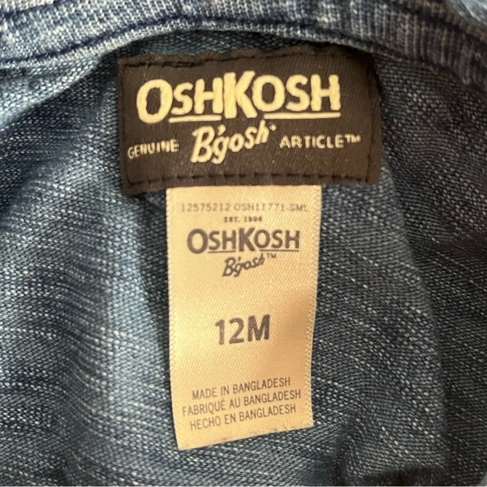 OshKosh B’Gosh 12M Hooded Long Sleeve Baby Shirt